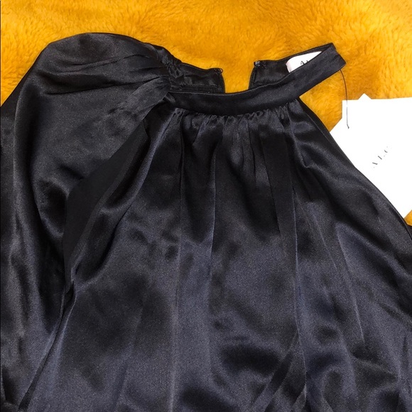 A.L.C. One Shoulder Long Sleeve Silk Top SZ 4 - Picture 3 of 4